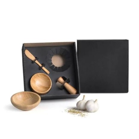 Kit Cumbuca e Amassador de Temperos 4 Pçs Personalizado
